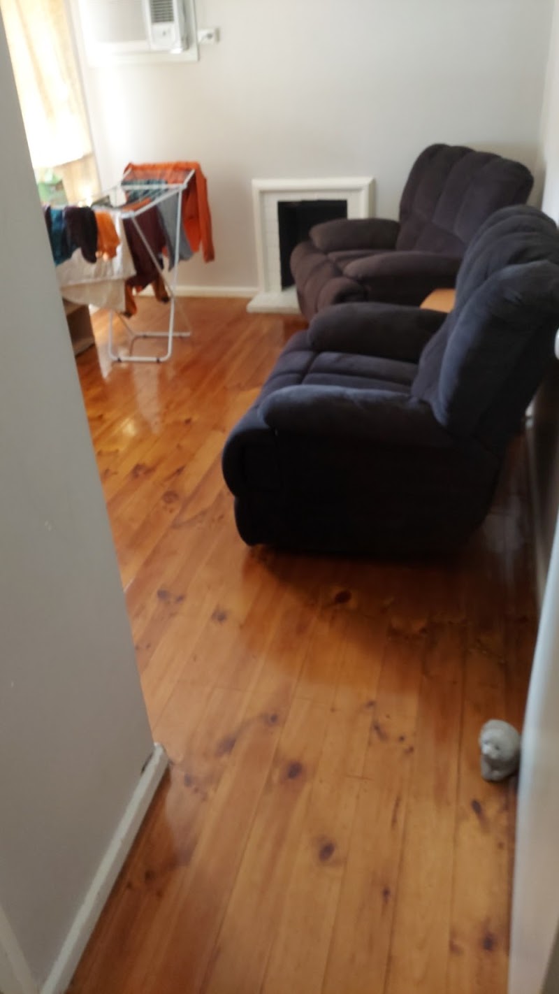 A Max Clean Group oven & bbq cleaning work in Richmond