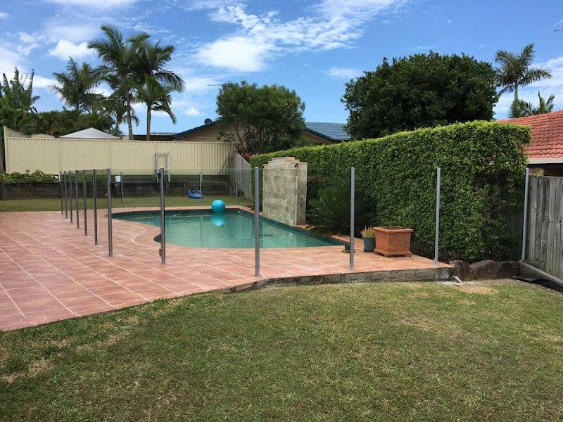 Aaurora Fencing Gold coast fencing work in Nerang
