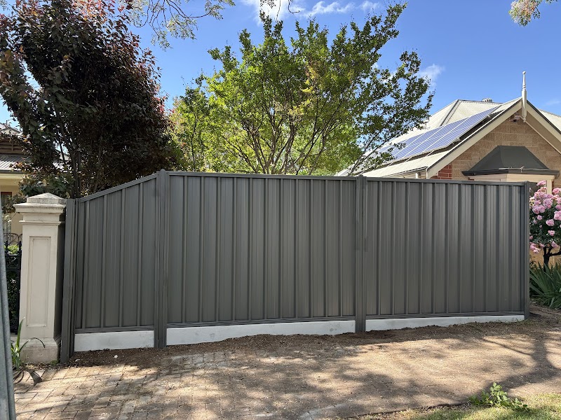 Abode Fencing Adelaide fencing work in Melrose Park