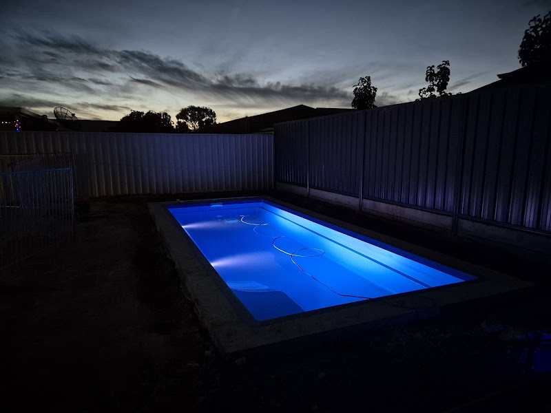 ADELAIDE FIBREGLASS POOLS