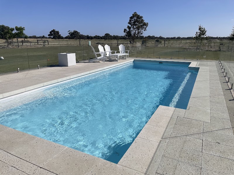 ADELAIDE FIBREGLASS POOLS pool builder work in Kingswood