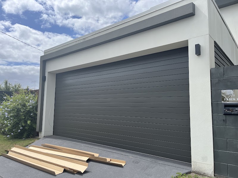 Advanced Garage Doors garage doors work in Burleigh Heads