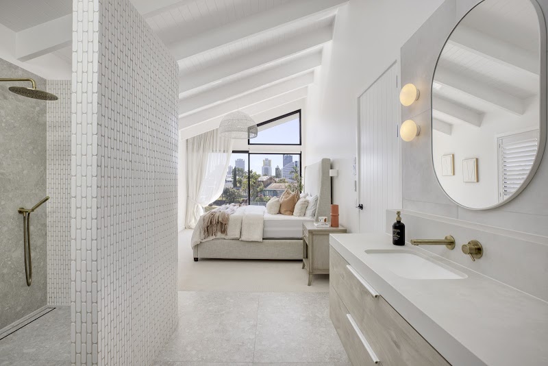 Aesthetic Tile & Stone tiling work in Bundall