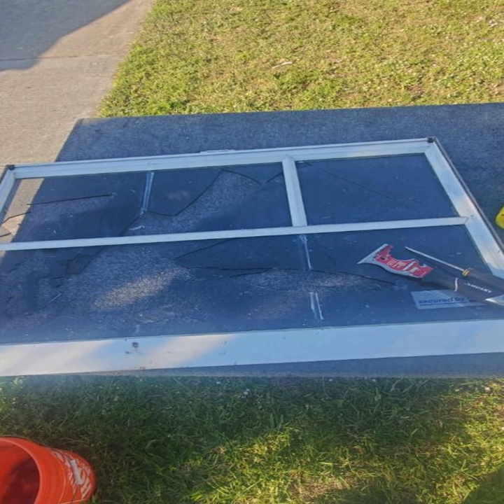 AGR Windows & Doors Glass Repairs Adelaide glass & glazier work in Adelaide