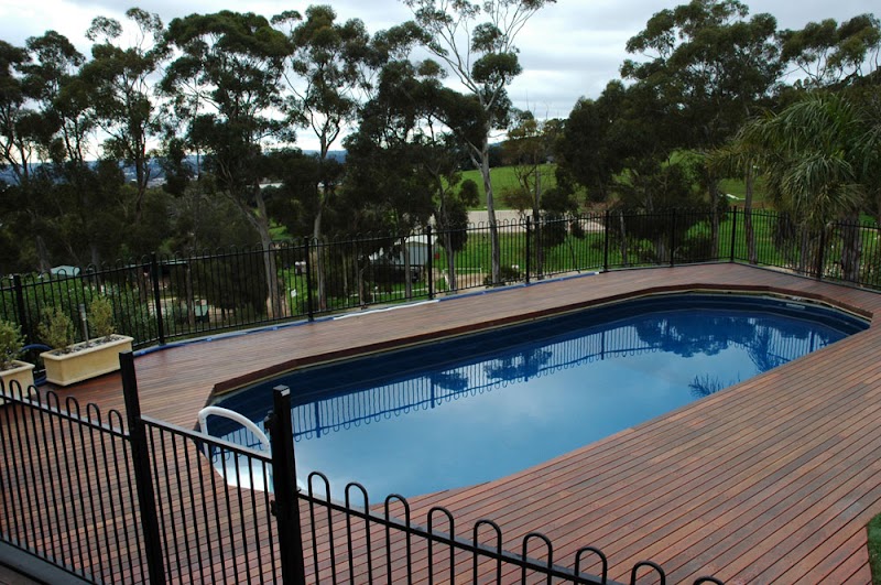 Alpha Pools pool builder work in Fulham