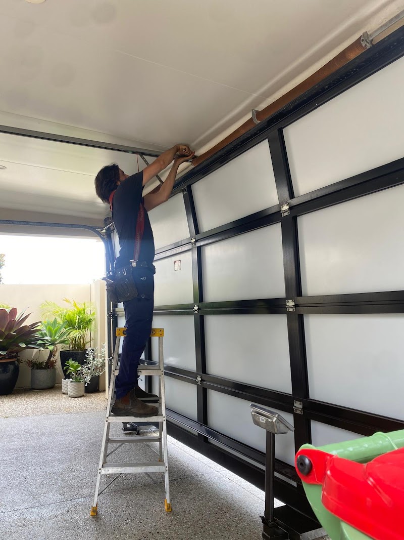 Ari Garage Doors garage doors work in Burleigh Waters