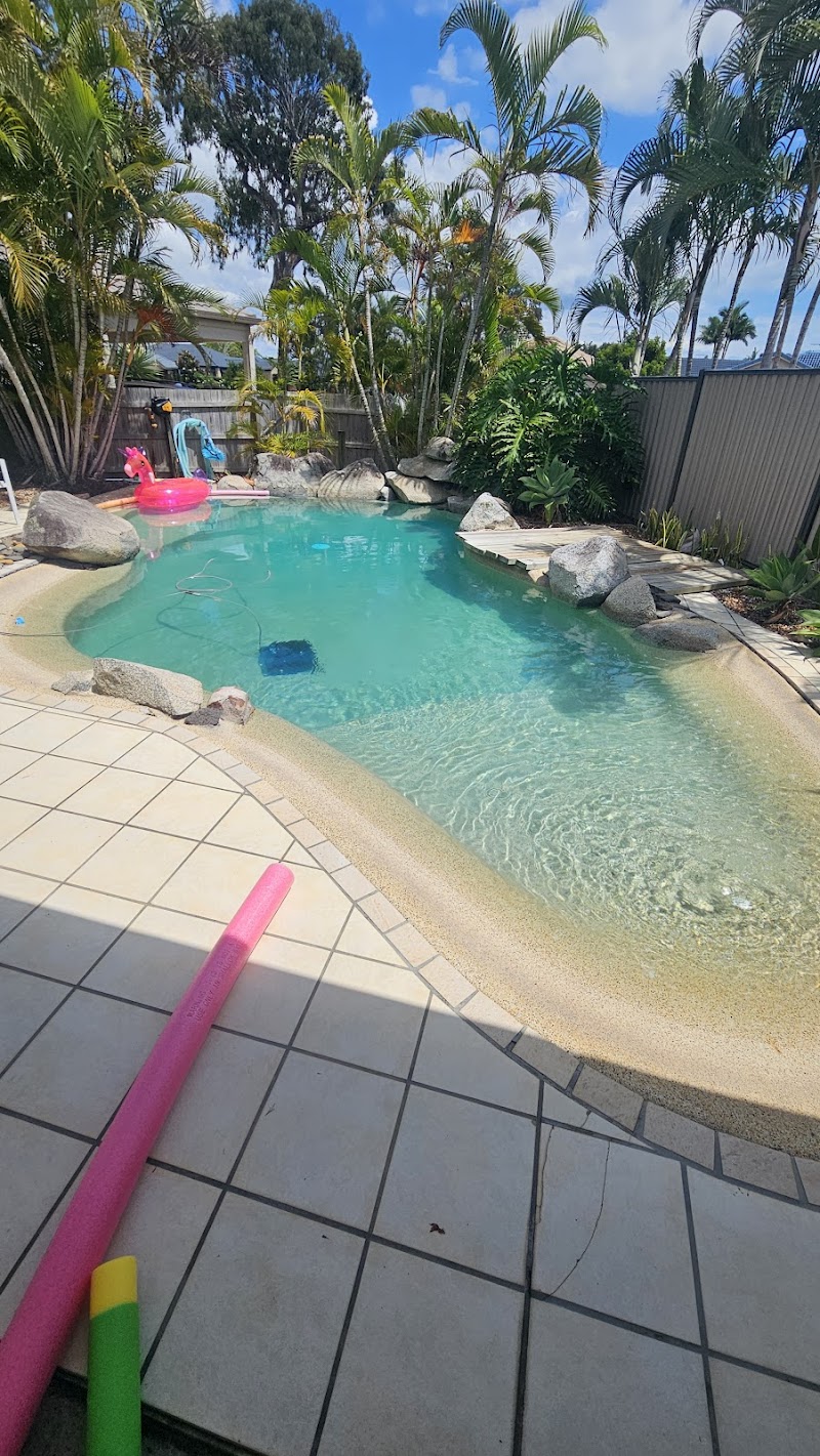 Ashmore Pools Supplies & Services - Gold Coast Pool Cleaning & Pool Shop pool maintenance work in Ashmore