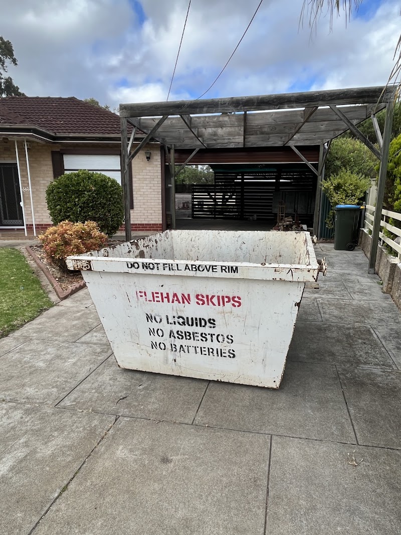 Best Price Skip Bins rubbish removal work in Aberfoyle Park