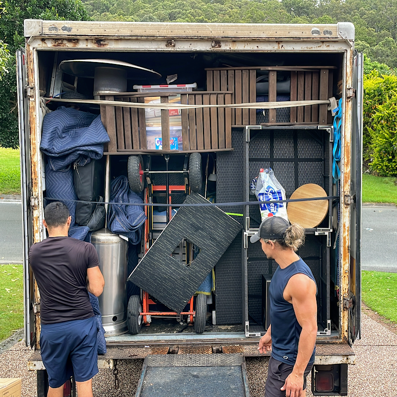 Broadbeach Removals removalist work in Broadbeach