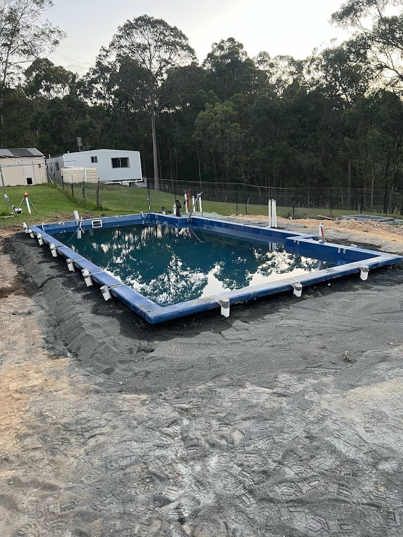 Complete Fibreglass Pool Kits pool builder work in Teneriffe
