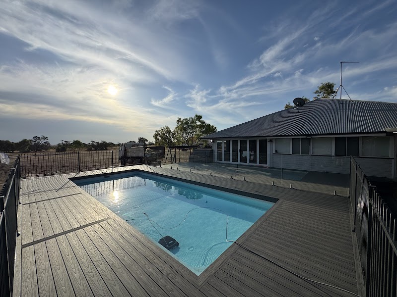 Complete Fibreglass Pool Kits pool builder work in Teneriffe
