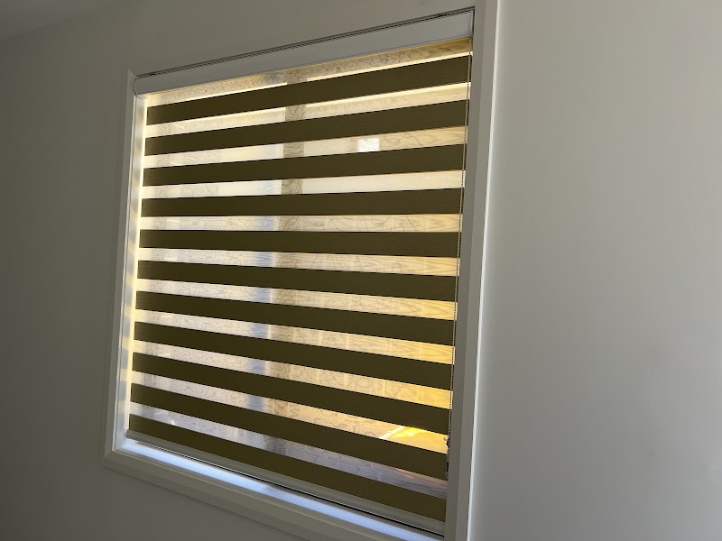 Crystal Curtains & Blinds curtains & blinds work in Greenacres
