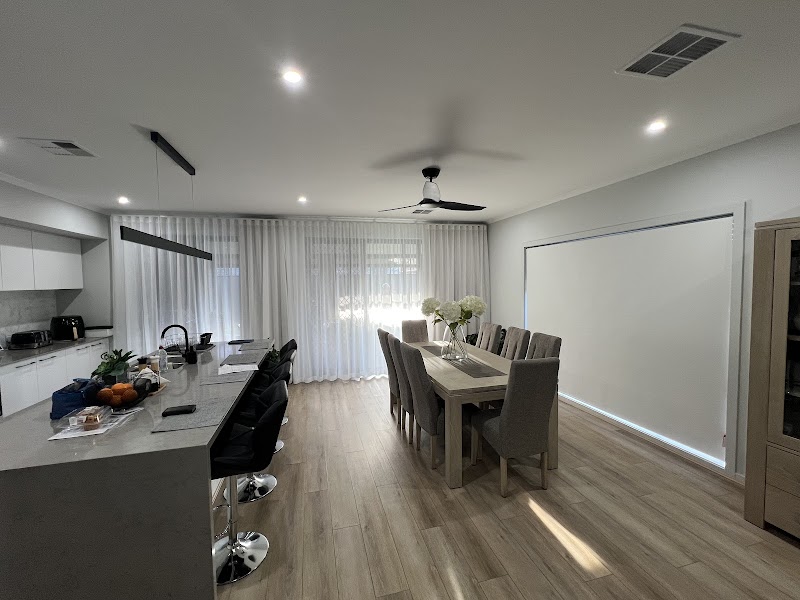 Crystal Curtains & Blinds curtains & blinds work in Greenacres