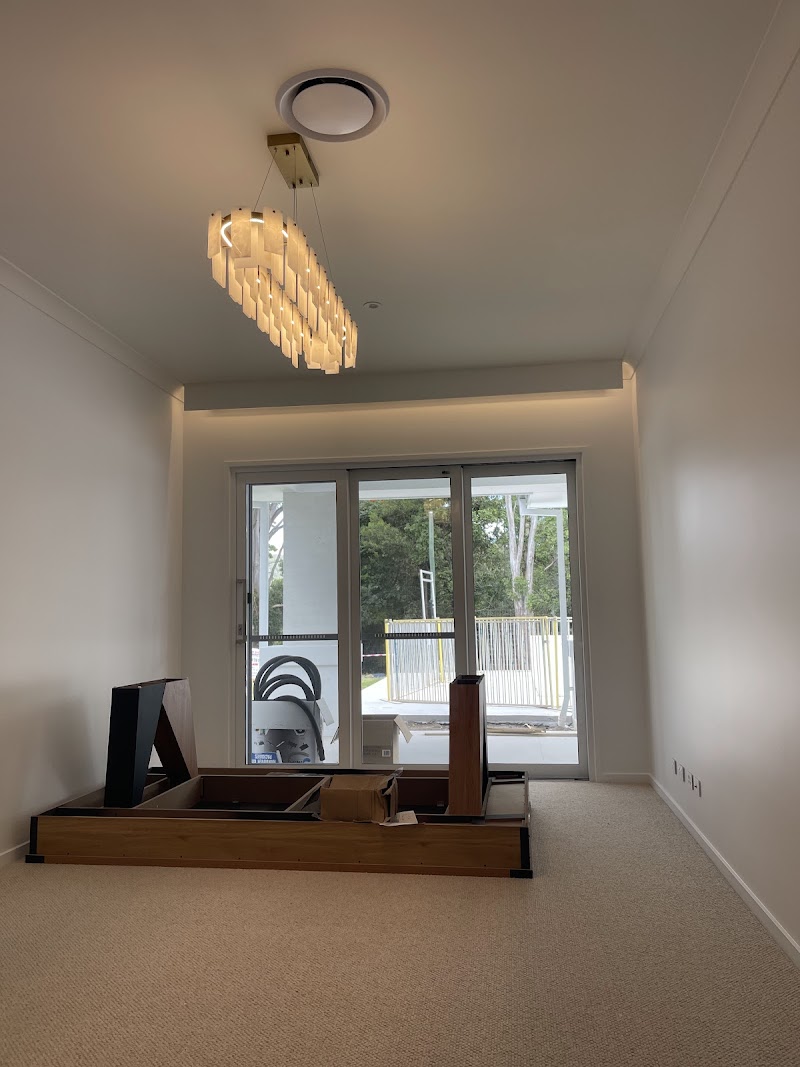 Crystal Waters Electrical electrician work in Surfers Paradise