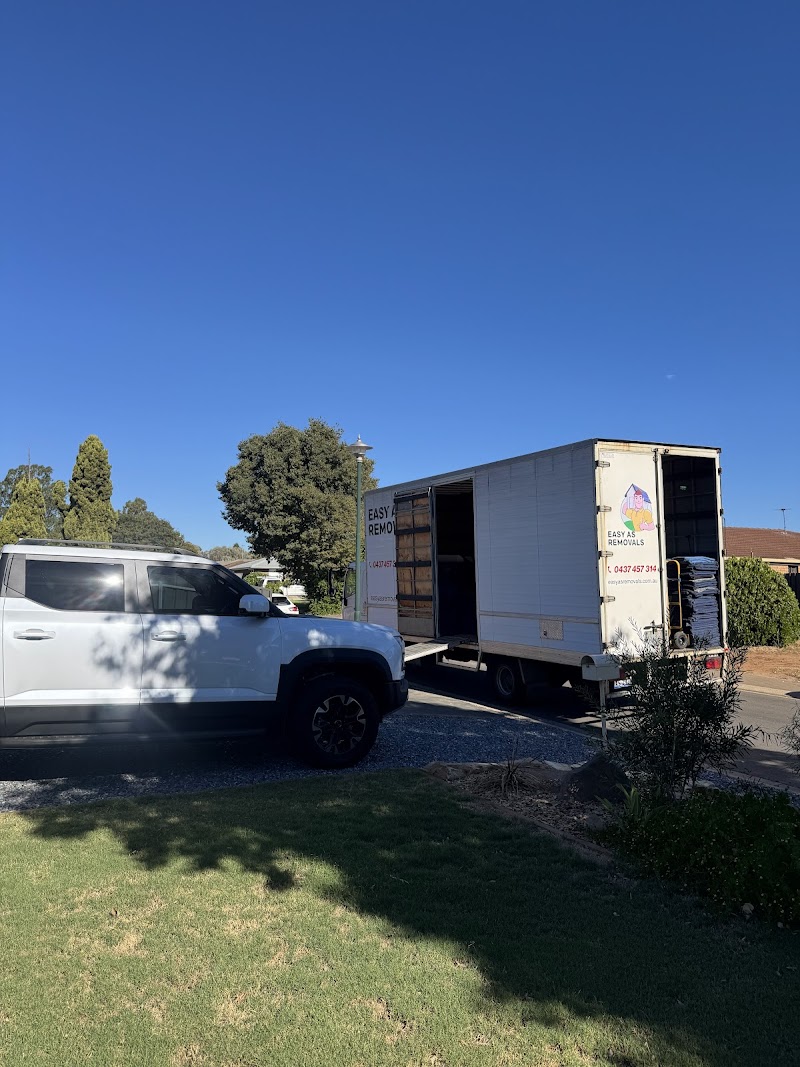 Easy As Removals removalist work in Greenacres