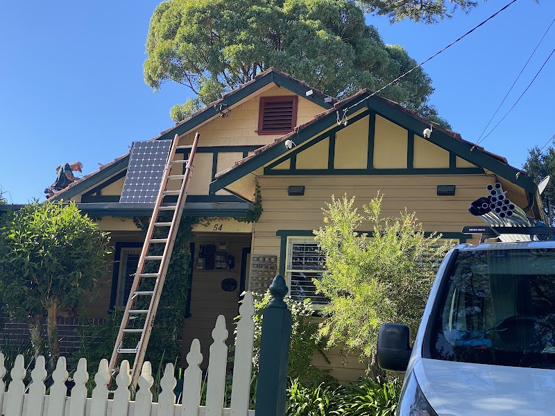 EFS Solar solar panel installation work in Nerang