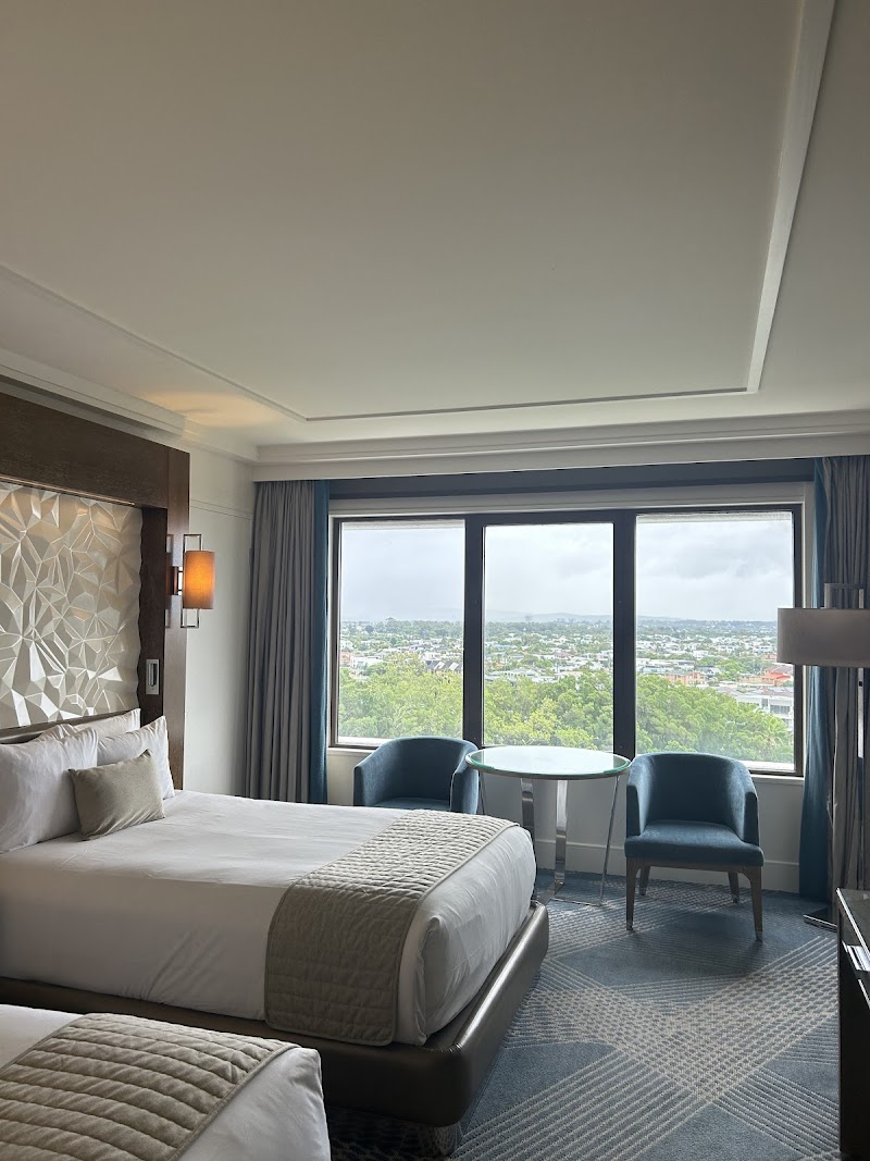 Gold Coast Eco Cleaning cleaning work in Surfers Paradise
