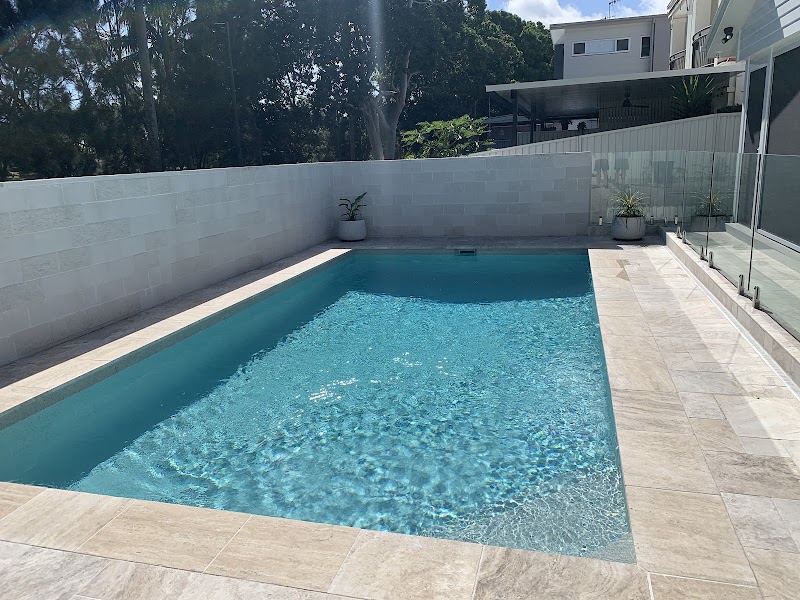 Gold Coast Family Pools & Spas pool builder work in Miami