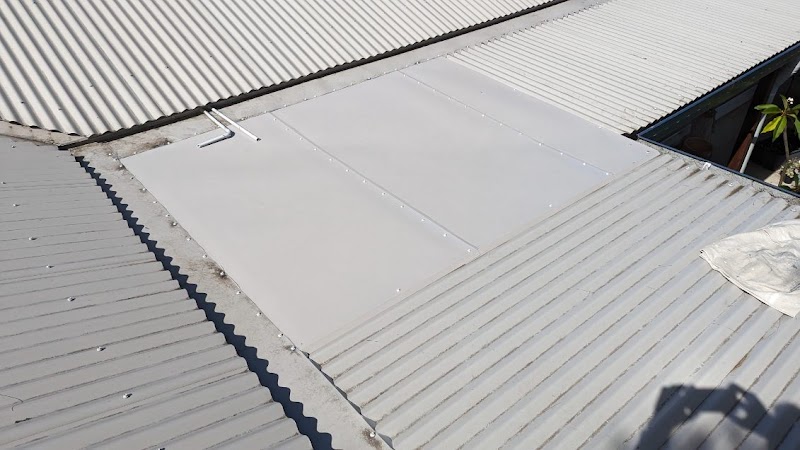 Gold Coast Guttering gutter cleaning work in Carrara