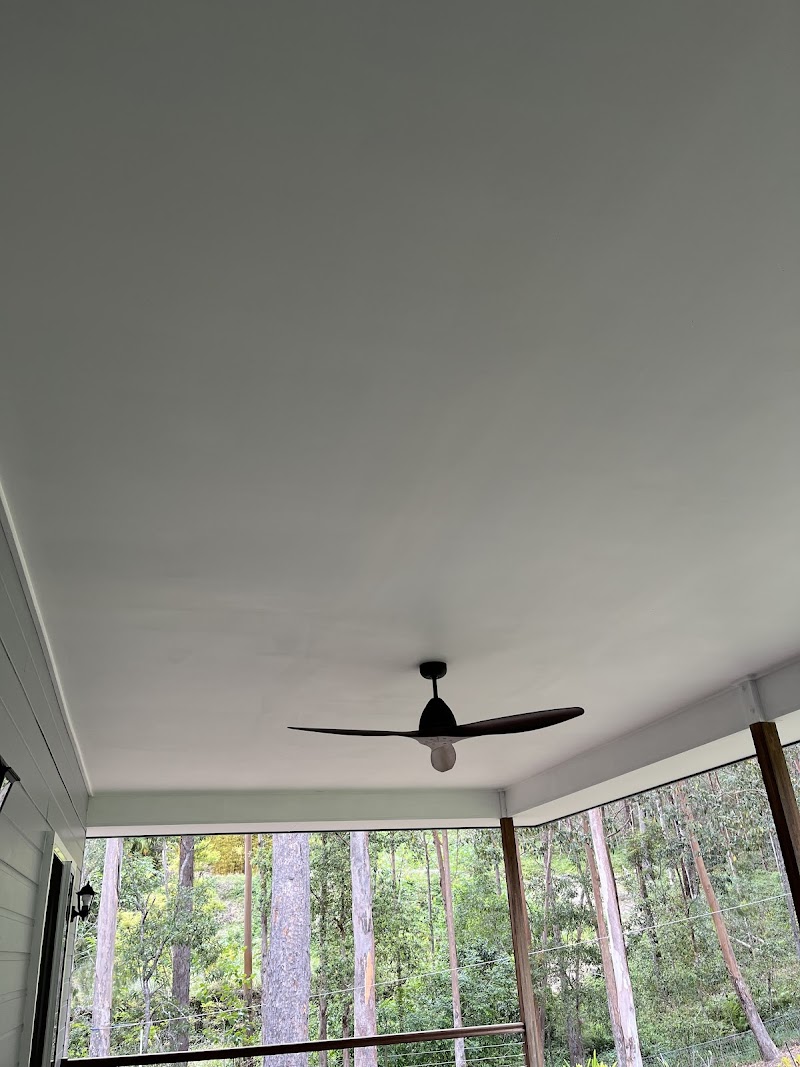 Gold Coast Window and Pressure Cleaning gutter cleaning work in Mermaid Waters
