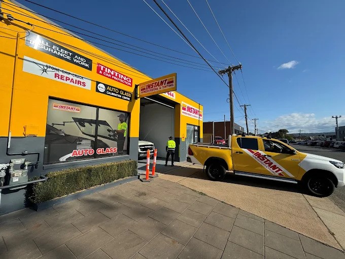 Instant Windscreens Prospect - Repairs & Tinting window tinting work in Prospect