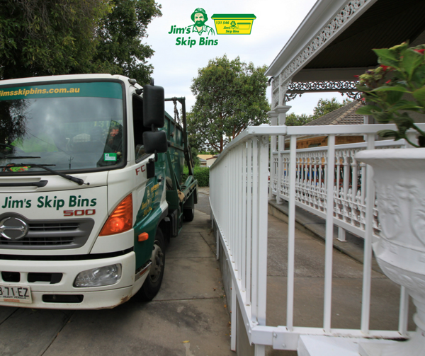 Jim's Skip Bins (Robina) rubbish removal work in Robina
