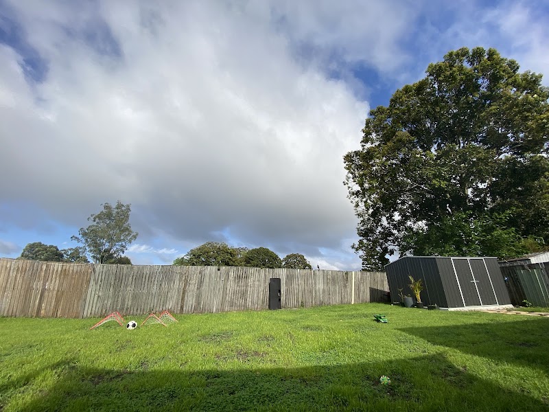 JRC Fencing fencing work in Broadbeach Waters