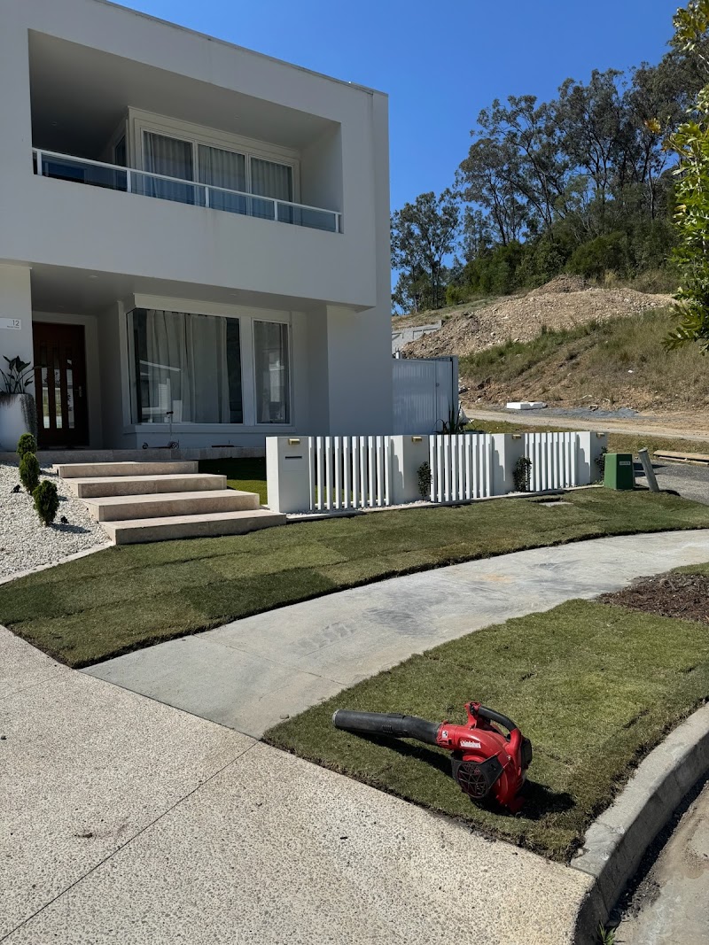 MowPro Landscapes lawn care work in Burleigh Heads