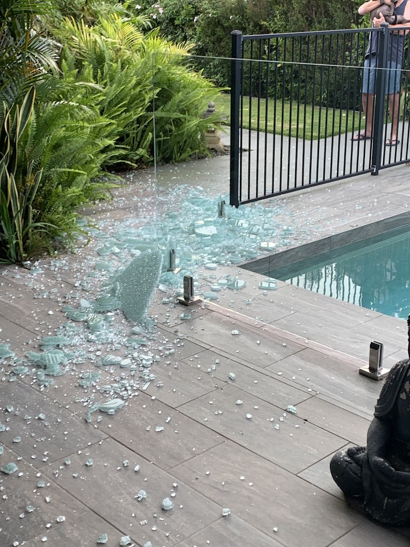 Oceanview Glass glass & glazier work in Tugun