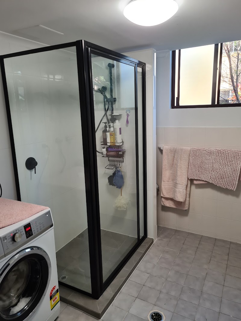 Oceanview Glass glass & glazier work in Tugun