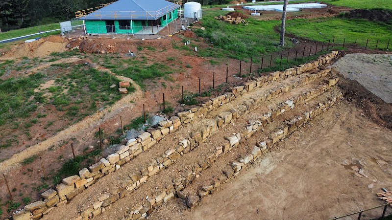 On Demand Diggers and Demolitions