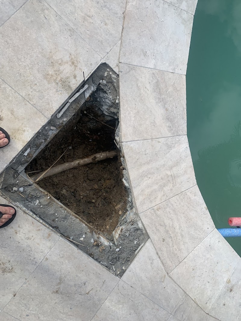 Pool Leak Detection Brisbane pool maintenance work in Brisbane City