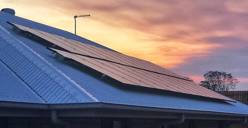 Reliance Solar - Most Affordable & Reliable Solar Power Company solar panel installation work in Milton