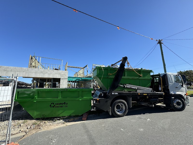 Skips 4 U rubbish removal work in Surfers Paradise