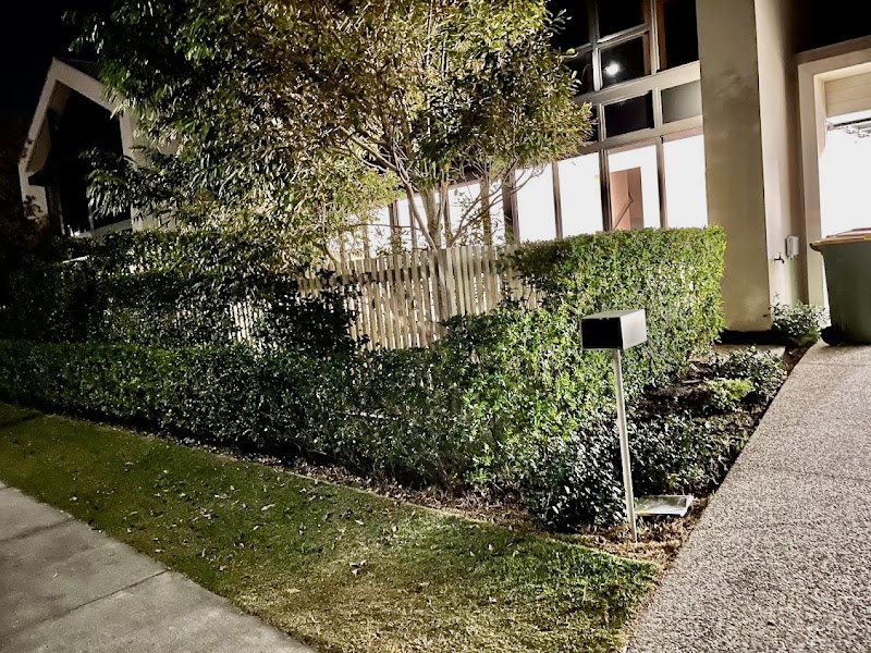 Tony's Lawn and Garden Maintenance gardening work in Surfers Paradise