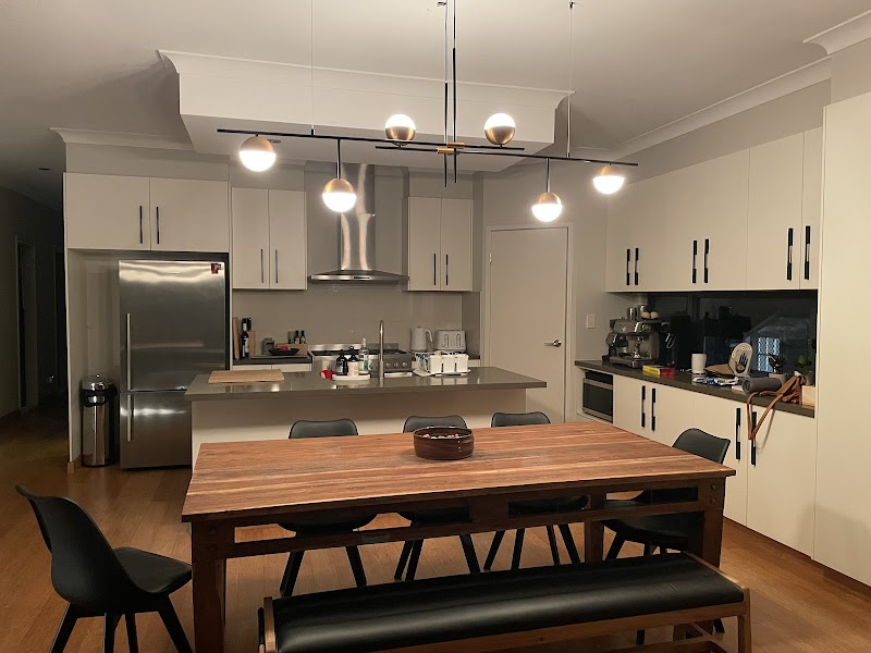 Vanum Electrical electrician work in Surfers Paradise